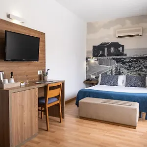 *** מלון Adonis Plaza ספרד