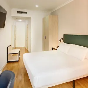 https://las-casas-de-los-mercaderes.es-andalucia.com