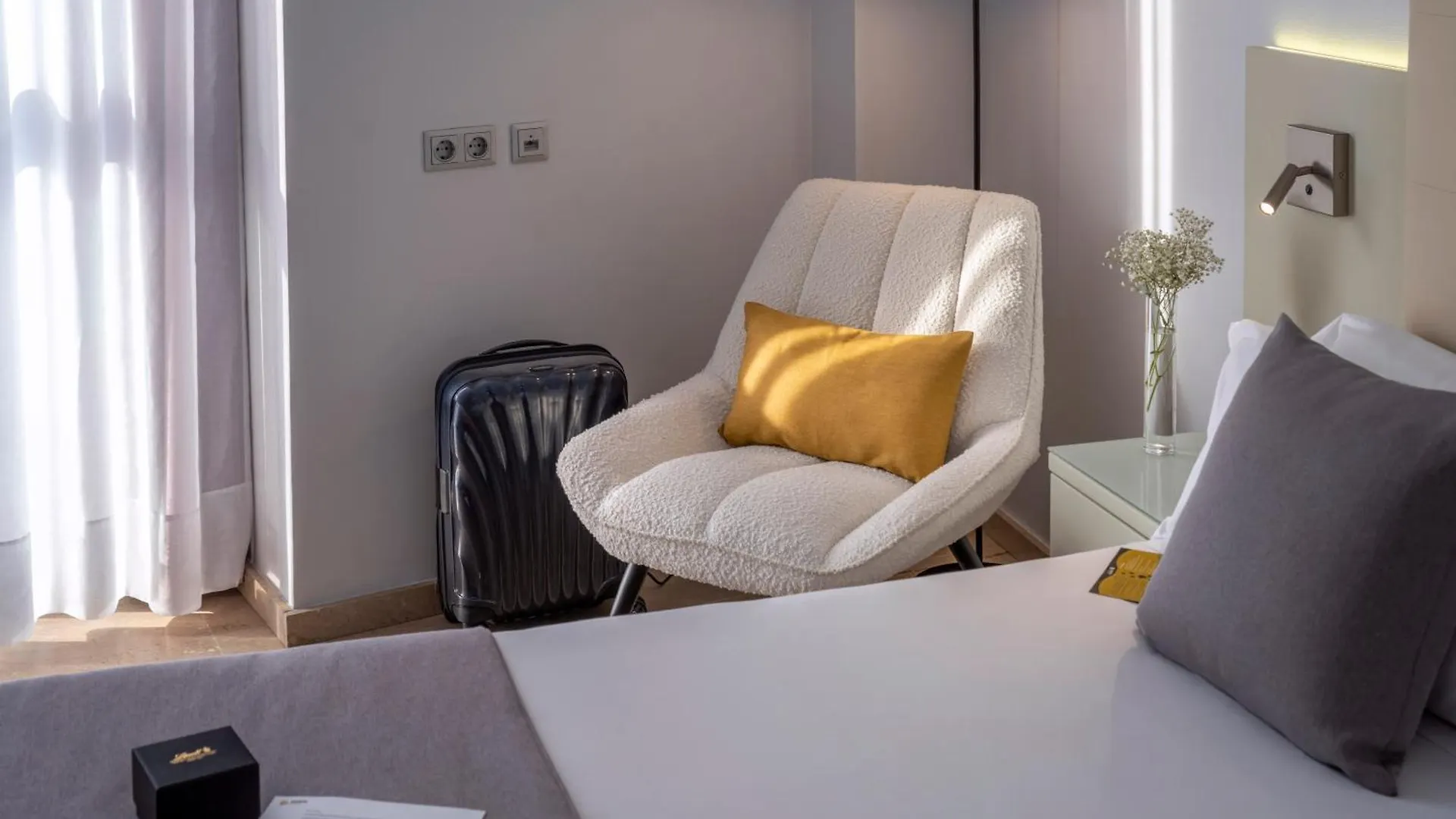 Hotel Serhs Del Port Barcelona 3*,  Spanien